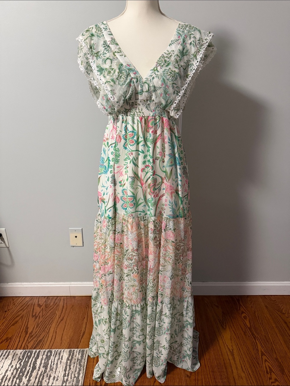 House of Harlow 1960 Boho Floral Maxi Dress Lace Trim Empire Waist